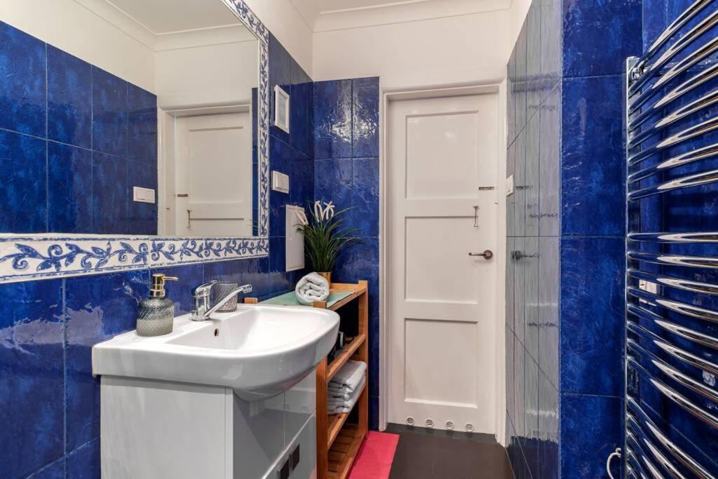 Blue Peace-Apartment With Free Parking In Center For 1-6 People Cracovia Exterior foto