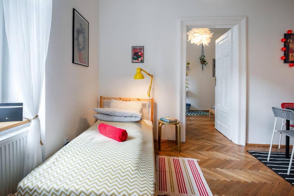 Blue Peace-Apartment With Free Parking In Center For 1-6 People Cracovia Exterior foto