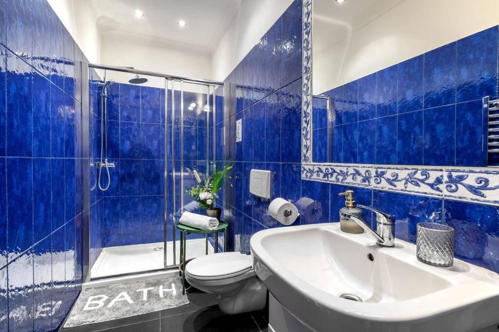 Blue Peace-Apartment With Free Parking In Center For 1-6 People Cracovia Exterior foto